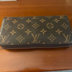 KO lv wallet
